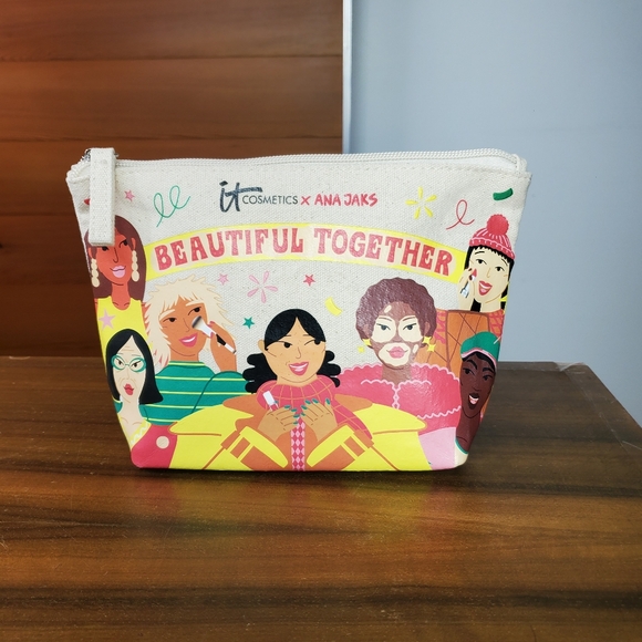 it Cosmetics 8x6x2.5" NEW Ana Jaks Make-up Zipper Top Canvas Bag Pouch Beautiful - Picture 1 of 8